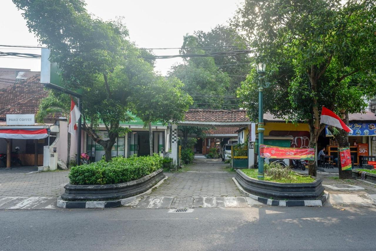 OYO 1592 Gading 4u Homestay Near RS Pratama Yogyakarta Bagian luar foto
