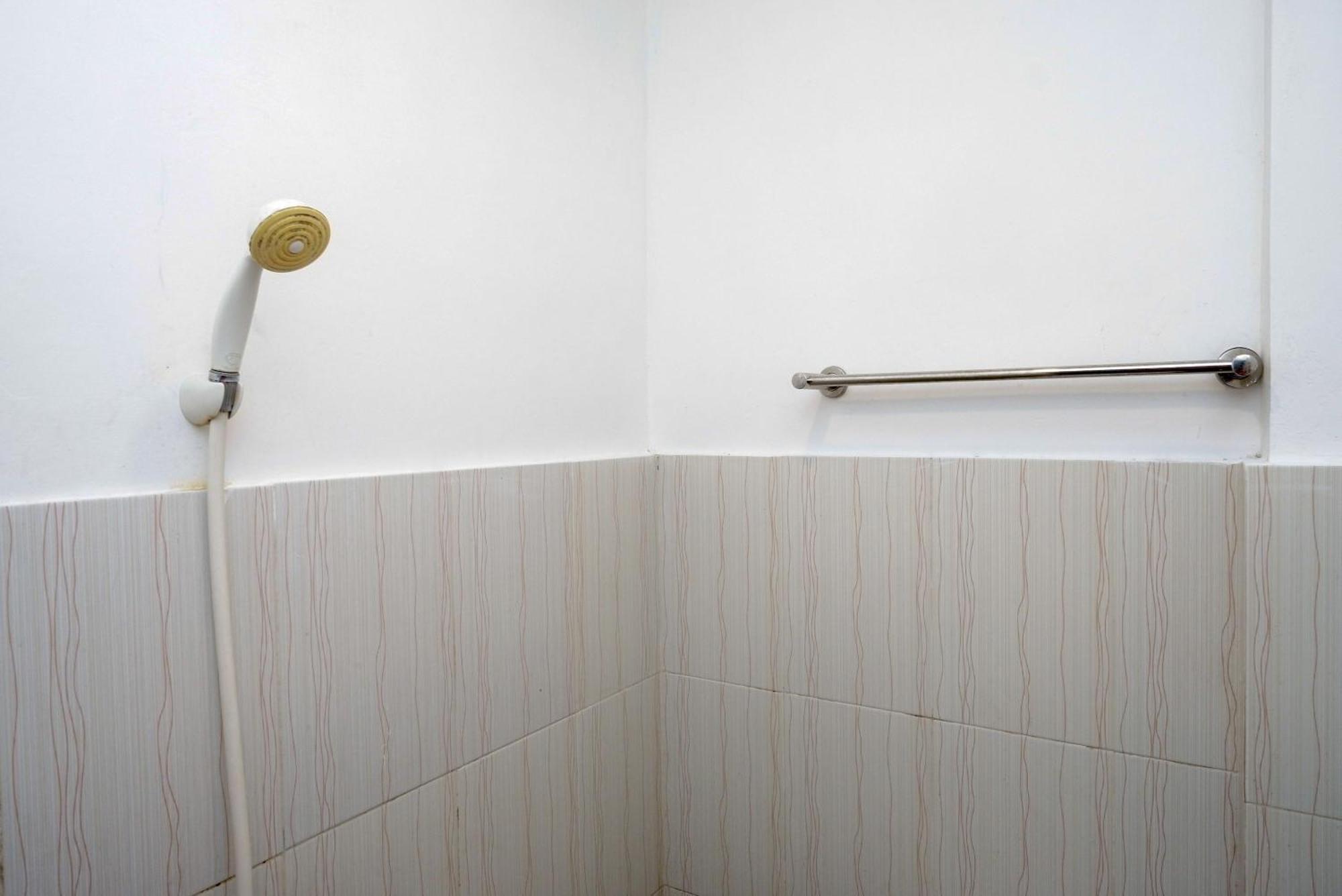 OYO 1592 Gading 4u Homestay Near RS Pratama Yogyakarta Ruang foto